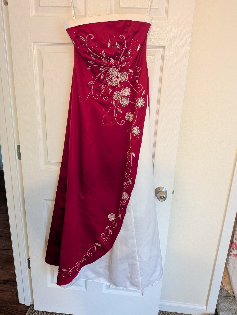 Vintage Niki Livas Burgundy & White Satin Beaded Embroidered Prom Gown